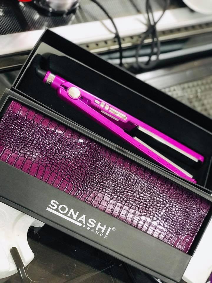 Lisseur Plaque Titanium 450°F Avec Pochette Sonashi SHS-2060 – Image 3